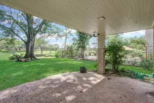 2719 E Pebble Beach Dr, Missouri City, TX 77459 - Photo 33