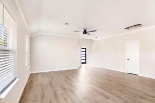 322 Carlos Leal Dr, Dayton, TX 77535 - Photo 9