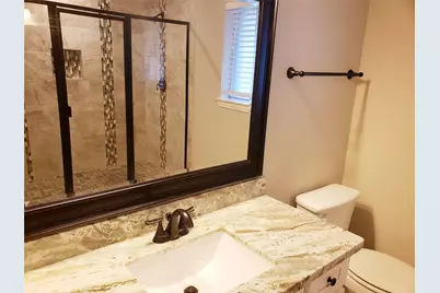 5946 Lattimer Drive, Houston, TX 77035 - Photo 9