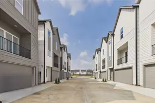 606 Skyland Terrace Way, Houston, TX 77009 - Photo 3