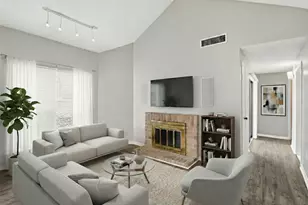 10122 Waterstone Dr, Houston, TX 77042 - Photo 1