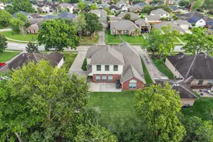 2112 Indian Blanket Dr, League City, TX 77573 - Photo 5