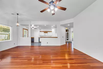 42 Tranquil Glade Place, The Woodlands, TX 77381 - Photo 15