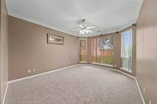 5403 Emerald Pointe Ln, Sugar Land, TX 77479 - Photo 15