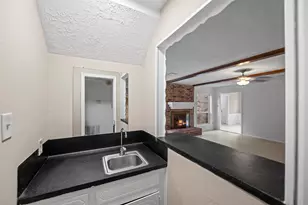 4735 Charade Dr, Houston, TX 77066 - Photo 43