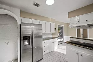 4735 Charade Dr, Houston, TX 77066 - Photo 11