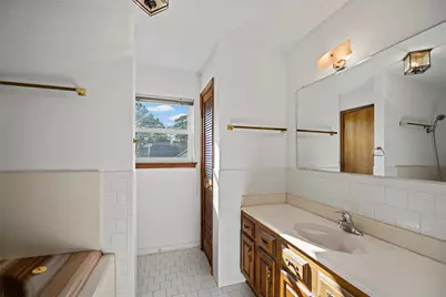 4735 Charade Drive, Houston, TX 77066 - Photo 27