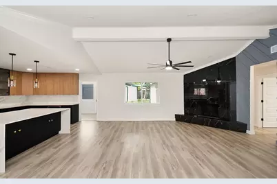 6106 Rutherglenn Drive, Houston, TX 77096 - Photo 11
