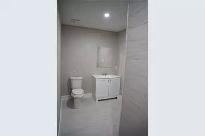 5002 Blackberry Lane, Old River Winfree, TX 77535 - Photo 9