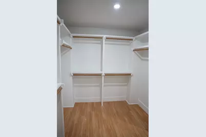 5002 Blackberry Lane, Old River Winfree, TX 77535 - Photo 7