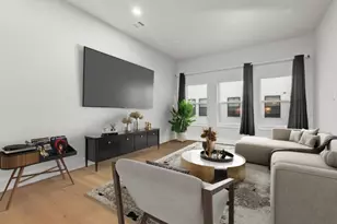 836 Fisher St, Houston, TX 77018 - Photo 13