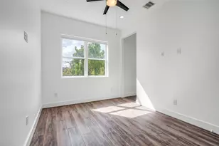 308 E 39th St, Houston, TX 77018 - Photo 17