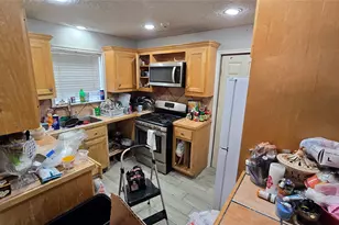 2102 Round Lake Dr, Houston, TX 77077 - Photo 5