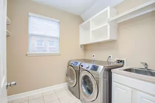 6707 Gable Wing Ln, Sugar Land, TX 77479 - Photo 7