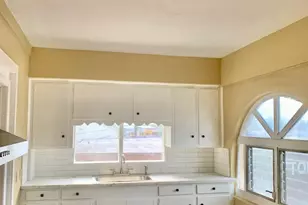 2317 Wilshire St, Houston, TX 77023 - Photo 3