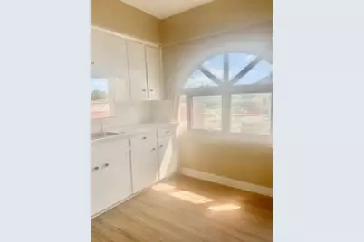 2317 Wilshire Street #B, Houston, TX 77023 - Photo 5