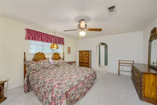 103 Memorial Ln, Columbus, TX 78934 - Photo 11