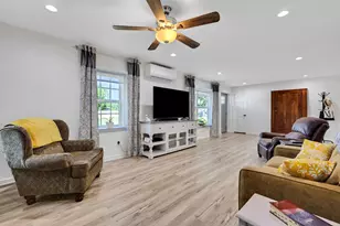 701 S Southwind Trail, Cleveland, TX 77328 - Photo 13