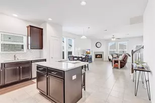 1014 Schooner St, Crosby, TX 77532 - Photo 3