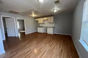 5142 Higgins St, Houston, TX 77033 - Photo 1