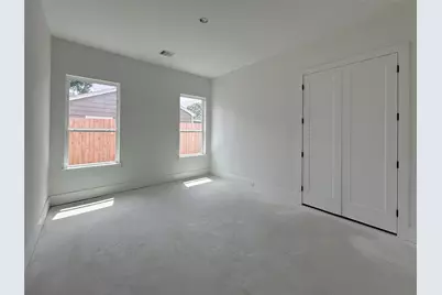 1918 Ridgecrest Drive, Houston, TX 77055 - Photo 11