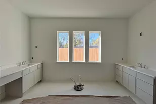 1918 Ridgecrest Dr, Houston, TX 77055 - Photo 11