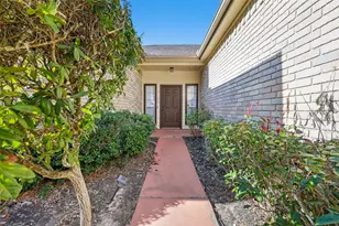 3126 Lakefield Way, Sugar Land, TX 77479 - Photo 3