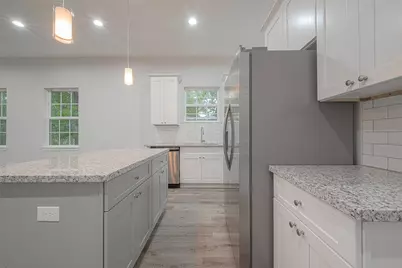 2528 S Texas Avenue Street #A, Pearland, TX 77581 - Photo 15