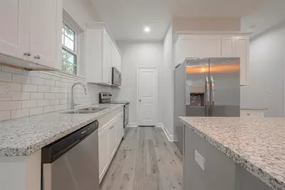 2528 S Texas Avenue Street #A, Pearland, TX 77581 - Photo 17