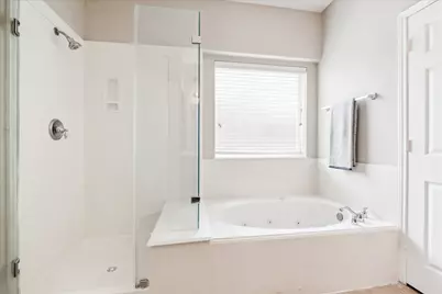 2109 Drake Falls Drive, Pearland, TX 77584 - Photo 17