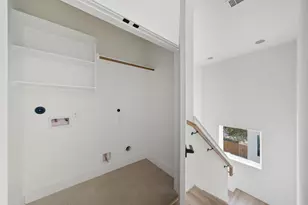 7723B Hammerly Blvd, Houston, TX 77055 - Photo 23