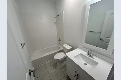 7811 Jade Crest Drive, Angleton, TX 77515 - Photo 11