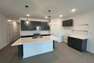 7811 Jade Crst Dr, Angleton, TX 77515 - Photo 5