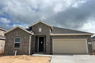 7811 Jade Crst Dr, Angleton, TX 77515 - Photo 1