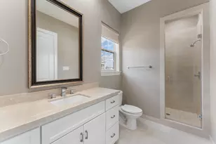 14 Jetty Point Dr, The Woodlands, TX 77380 - Photo 21