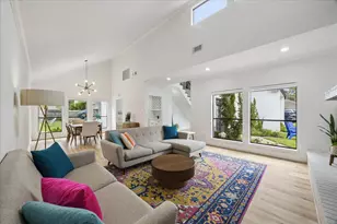 823 Millpond Dr, Sugar Land, TX 77498 - Photo 5