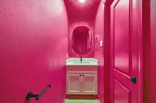 823 Millpond Dr, Sugar Land, TX 77498 - Photo 25