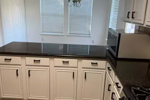 15502 Lost Maples Dr, Sugar Land, TX 77498 - Photo 5