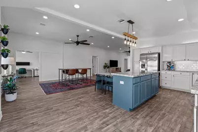 214 Sampan Drive, Tiki Island, TX 77554 - Photo 23