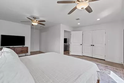 214 Sampan Drive, Tiki Island, TX 77554 - Photo 13
