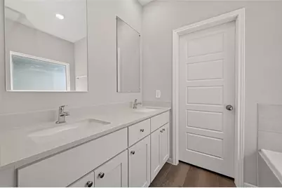 15655 Coneflower Hills Drive, Houston, TX 77090 - Photo 17