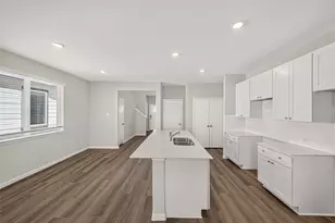 15655 Coneflower Hls Dr, Houston, TX 77090 - Photo 9