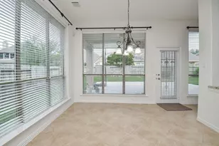 606 Floriencia St, Sugar Land, TX 77479 - Photo 17