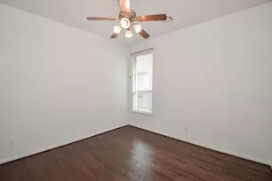 606 Floriencia St, Sugar Land, TX 77479 - Photo 25