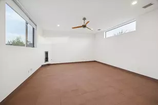 118 Tuam St, Houston, TX 77006 - Photo 35