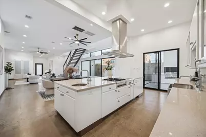 118 Tuam Street, Houston, TX 77006 - Photo 27