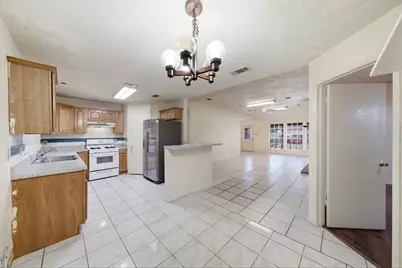 13334 Wells River Drive, Houston, TX 77041 - Photo 9