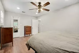 3037 Longwood Ln, Dickinson, TX 77539 - Photo 13