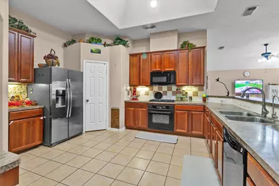 30015 Marion Meadow Lane, Spring, TX 77386 - Photo 9