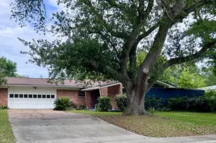 114 20th Ave, Texas City, TX 77590 - Photo 3